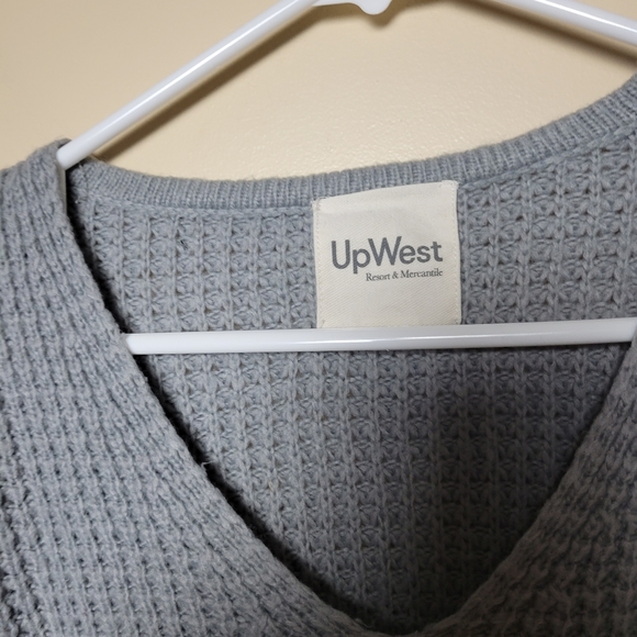 UPWEST Gray V-neck Oversized Waffle Knit Long Sleeve Sweater XS. - Picture 3 of 11